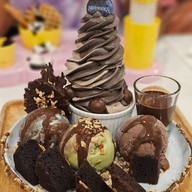 Swensen's CENTRAL PINKLAO FL.G.