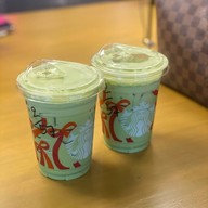 Starbucks แฟชั่นไอส์แลนด์ ชั้น 2