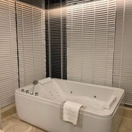 โรงแรม เอทัส ลุมพินี