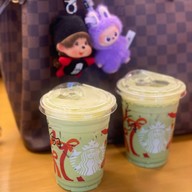 Starbucks แฟชั่นไอส์แลนด์ ชั้น 2