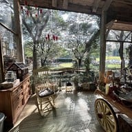 The Scenery Vintage Farm