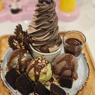 Swensen's CENTRAL PINKLAO FL.G.