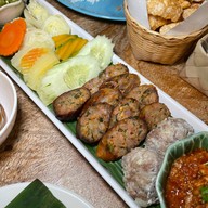 เชียงใหม่ลาบอันประเสริฐ