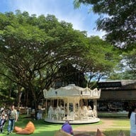 The Scenery Vintage Farm