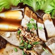 ก๋วยจั๊บคุณน้อย  วิภาวดีรังสิต 16