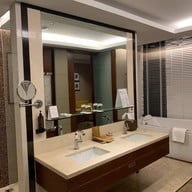 โรงแรม เอทัส ลุมพินี