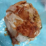 เมนูของร้าน ข้าวเหนียว + หมูทอด 25 บาท เซฟวันโก