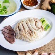 เมนู ราชาข้าวมันไก่ รังสิต3🐓 สาขา 3