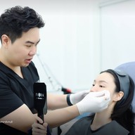 ฟิออร่าคลินิก คลินิก 5 สาขา มหาชัย , กัลปพฤกษ์,  บางนา, อรัญประเทศ และจันทบุรี