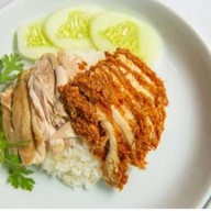 หน้าร้าน ราชาข้าวมันไก่ รังสิต3🐓 สาขา 3