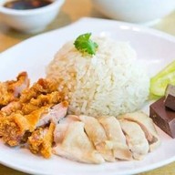 เมนูของร้าน ราชาข้าวมันไก่ รังสิต3🐓 สาขา 3