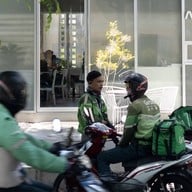 Away Coffee & Co. สาขาโรงแรมบุรีศรีภู