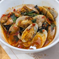 เมนูของร้าน เจ๊ดาว ท่าน้ำราชวงศ์ -