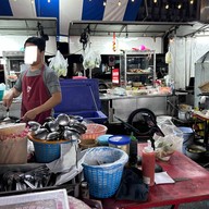 ลาบดาบนง นางลิ้นจี่ มาร์เก็ต