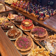 Amam Lonbakery Town west nanjing road