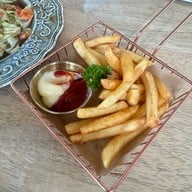 ณ ชล บางแสน