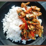 แม่ณี อาหารตามสั่ง