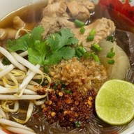 KN Good food ต้มเส้นสุดแซ่บ หมี่ไก่ฉีก หมี่คลุก
