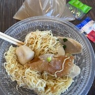 เมนูของร้าน ต.รุ่งโรจน์ ลูกชิ้นปลา สุนทรโกษา