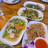 ครัวทับทิมซีฟู้ด