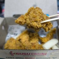 GUGU Chicken สีลม เอจ