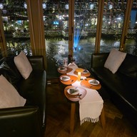 บรรยากาศ Brooks Brunch & Bar  เลียบคลองประปาแจ้งวัฒนะฝั่งเมืองทอง