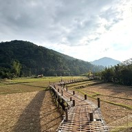 วัดนาคูหา