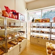 บรรยากาศ ศรีฟ้าเบเกอรี่ สาขาเมืองปทุมธานี