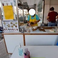 บรรยากาศ ข้าวมันไก่ลมหวล หัวหิน