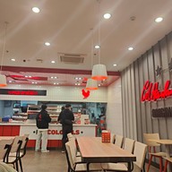 บรรยากาศ KFC เมเจอร์ซีนีเพล็กซ์รัชโยธิน