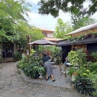 บรรยากาศ Tea Factory and more A La Campagne Pattaya