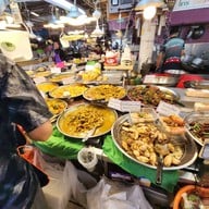 ร้านแกงแม่มาลี (อตก.จตุจักร) Lock 9/11 จตุจักร