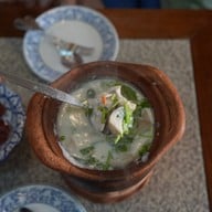 ห้องอาหารเทียบทอง