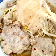หอมนิรันทร์ คาเฟ่ (ก๋วยเตี๋ยวเรือ)