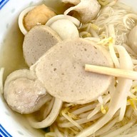 หอมนิรันทร์ คาเฟ่ (ก๋วยเตี๋ยวเรือ)