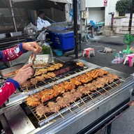 ไก่ปิ้งหมูกัญญา (ตึก SM Tower)