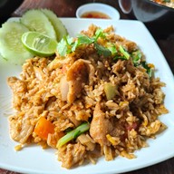 ก๋วยเตี๋ยวลับในสวน x ซัมแวร์ โฮมคาเฟ่ บางคูเวียง,บางกรวย,นนทบุรี