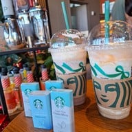 Starbucks ตลาดเซฟวัน