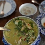 ห้องอาหารเทียบทอง