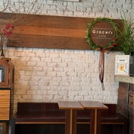 Grocer's Cafe'