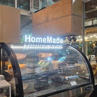 บรรยากาศ Simple Meet At ฐ.ฐาน