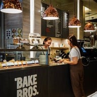 BAKE BROTHERS เทอมินอล 21