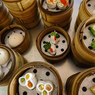 โชคดีแต่เตี้ยมสาขาชุมพร บางลึก