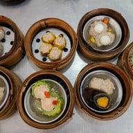 โชคดีแต่เตี้ยมสาขาชุมพร บางลึก