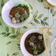 ก๋วยเตี๋ยวในสวน