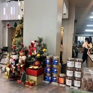 TRINITY BAKEHOUSE ถนนหน้าเมือง