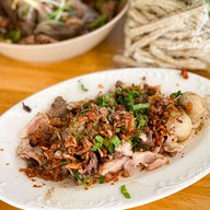 เมนูของร้าน ก๋วยเตี๋ยวเรือเจ๊นา