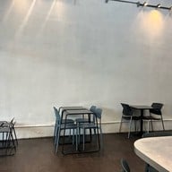 TRINITY BAKEHOUSE ถนนหน้าเมือง