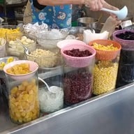 โบ๊กเกี้ย ท่าดินแดง