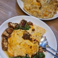 อาหารตามสั่ง กุ้งเผา ข้าวผัดปู ครัวคุณแม่- แม๊กแวลูกพัฒนาการ แม๊กแวลู พัฒนาการ